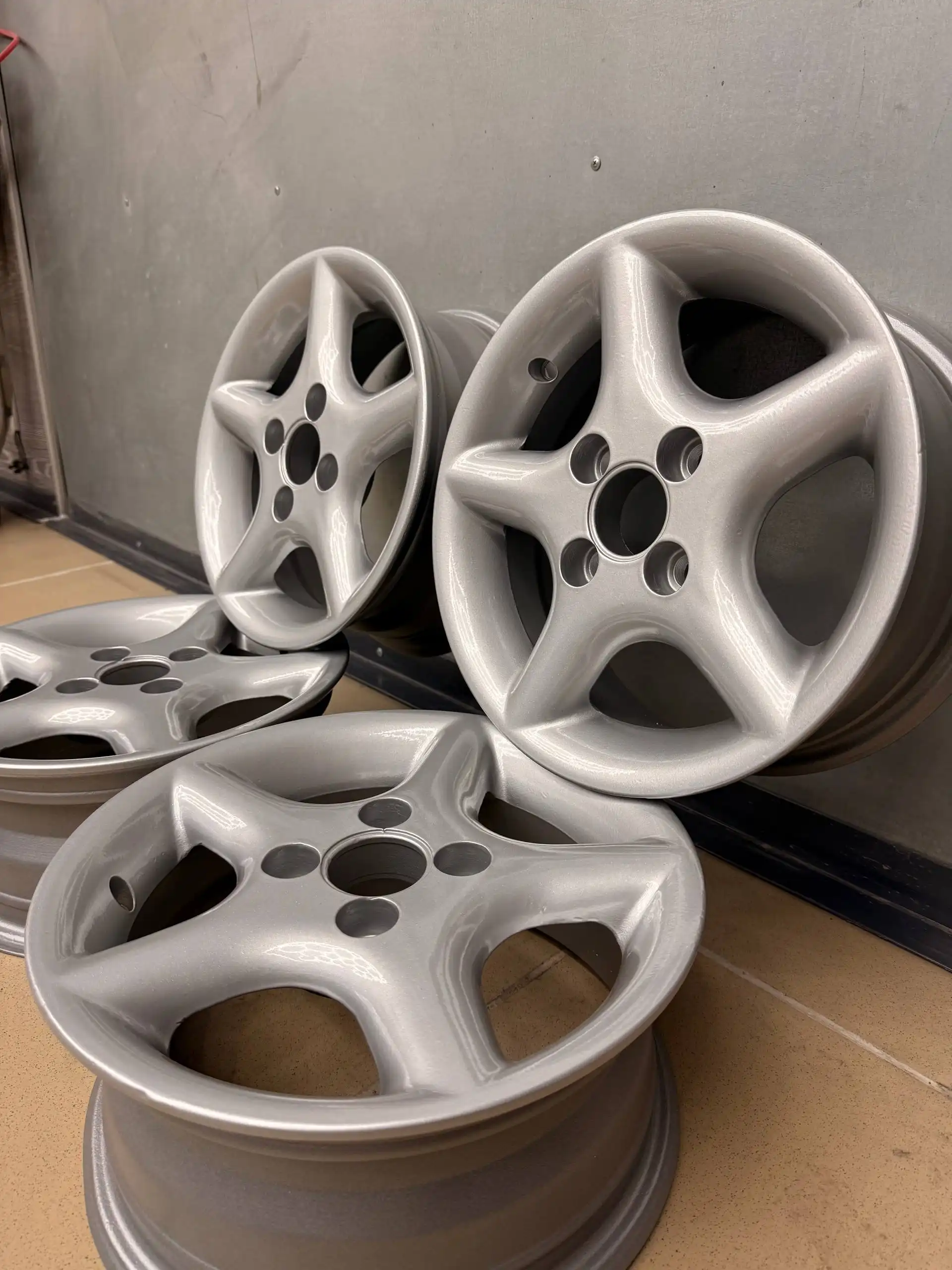 Продам диски r13 4*98 на ваз