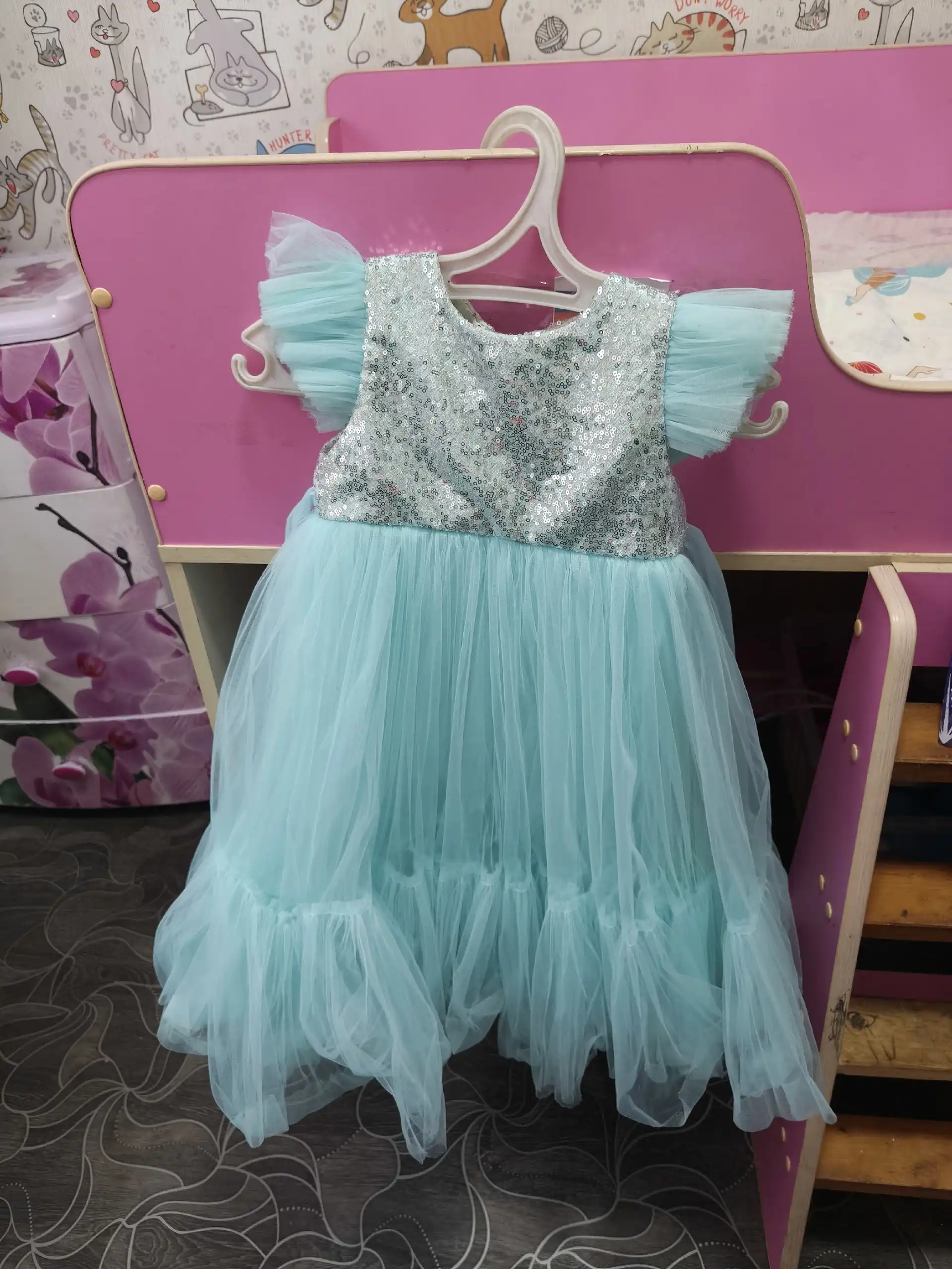 Продажа детских платьев