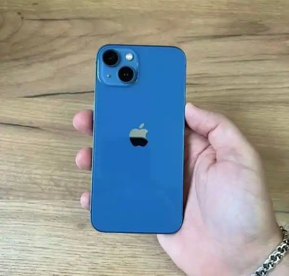 iPhone 13 128GB синий с гарантией