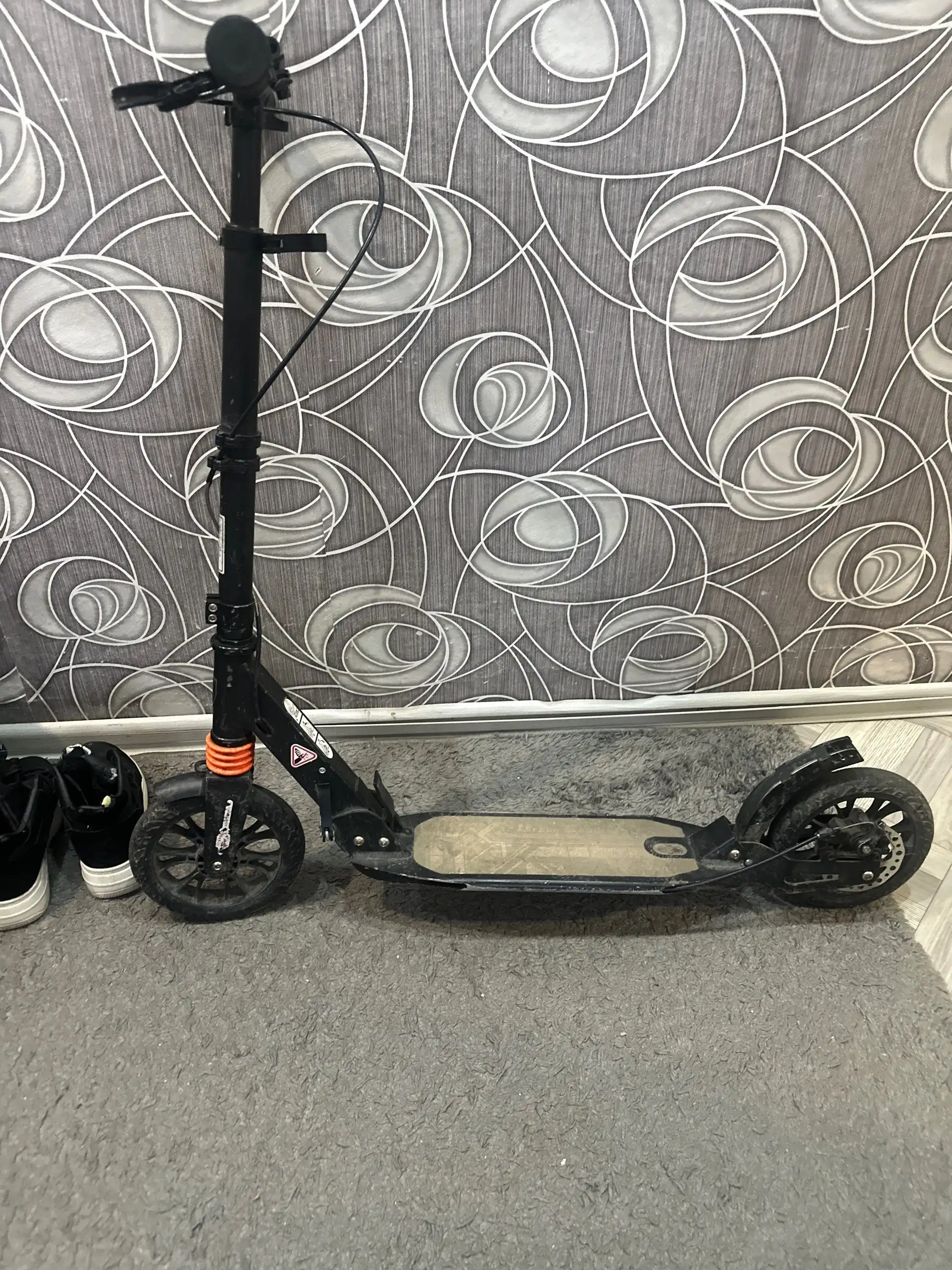 Запчасти для авто заднее колесо