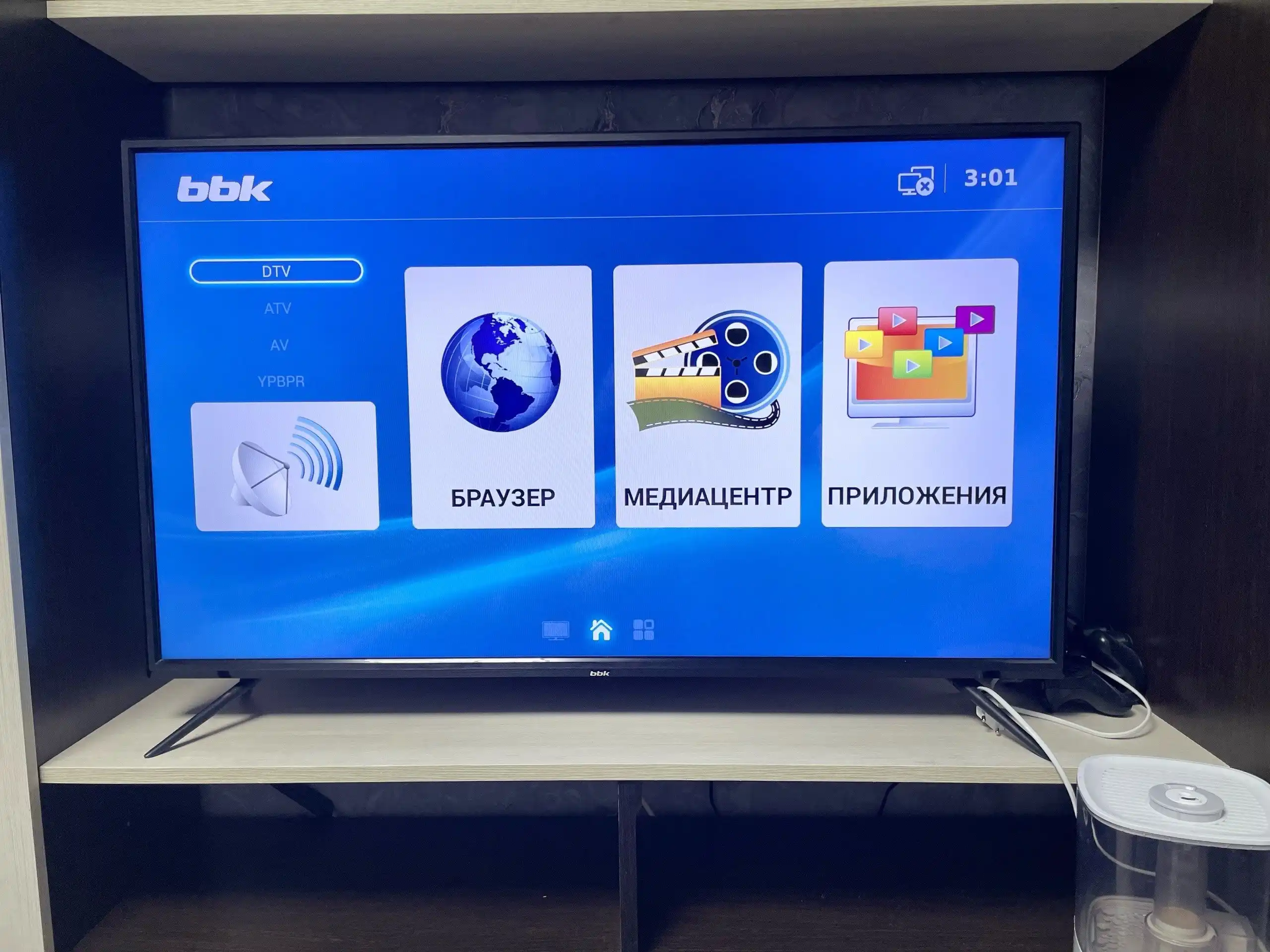 Продам телевизор BBK смарт ТВ