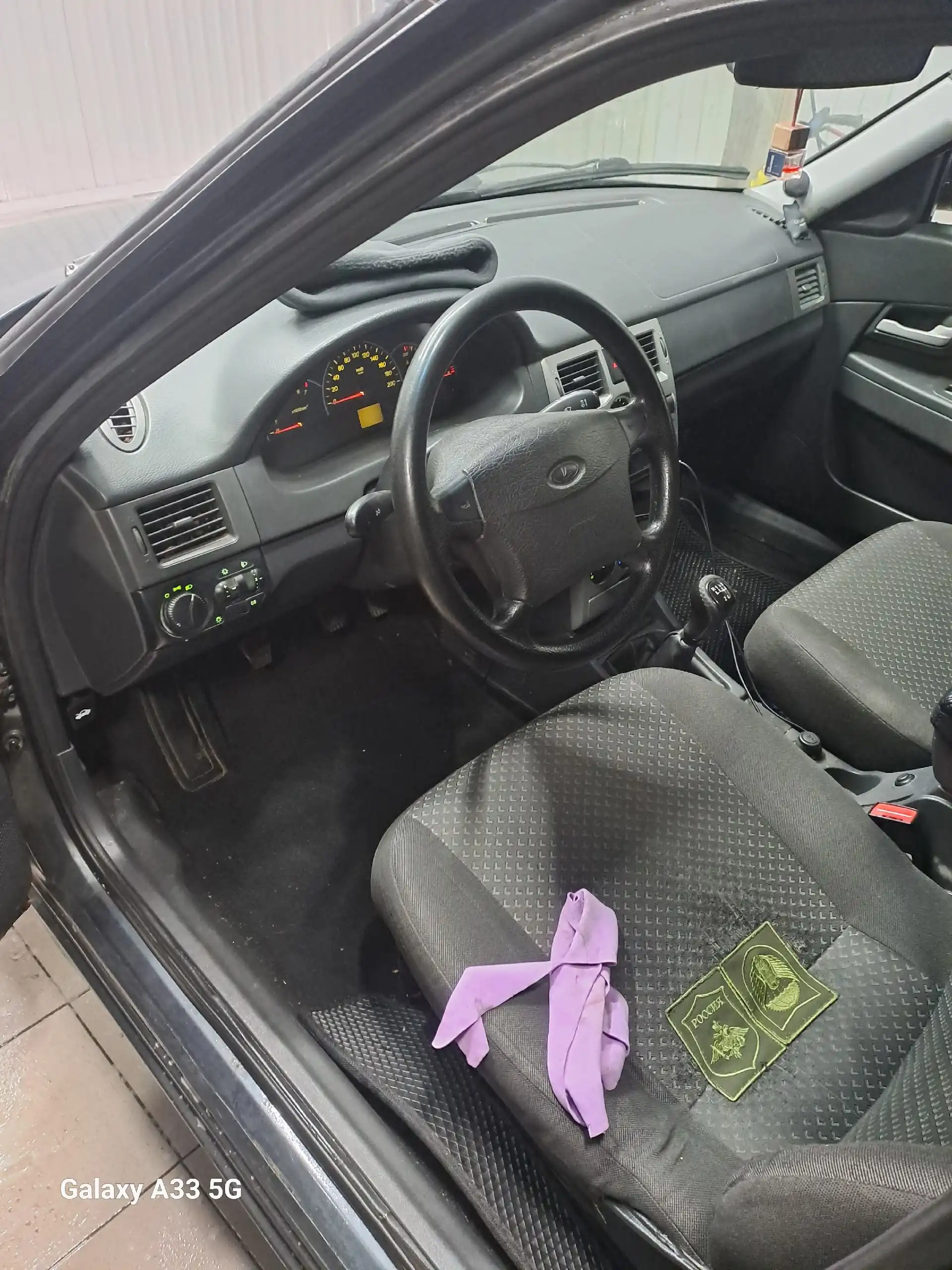 Продам Ладу Приору 2012 года в хорошем состоянии