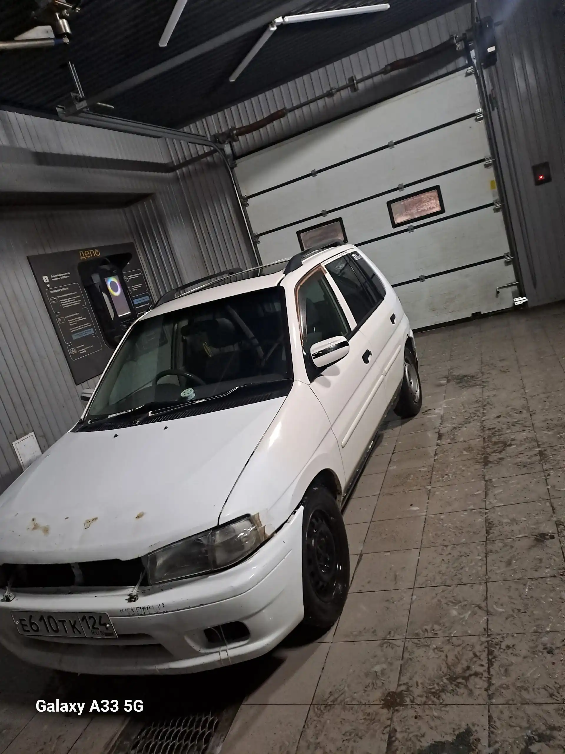 Продам Мазда Демио 1999 супер салон