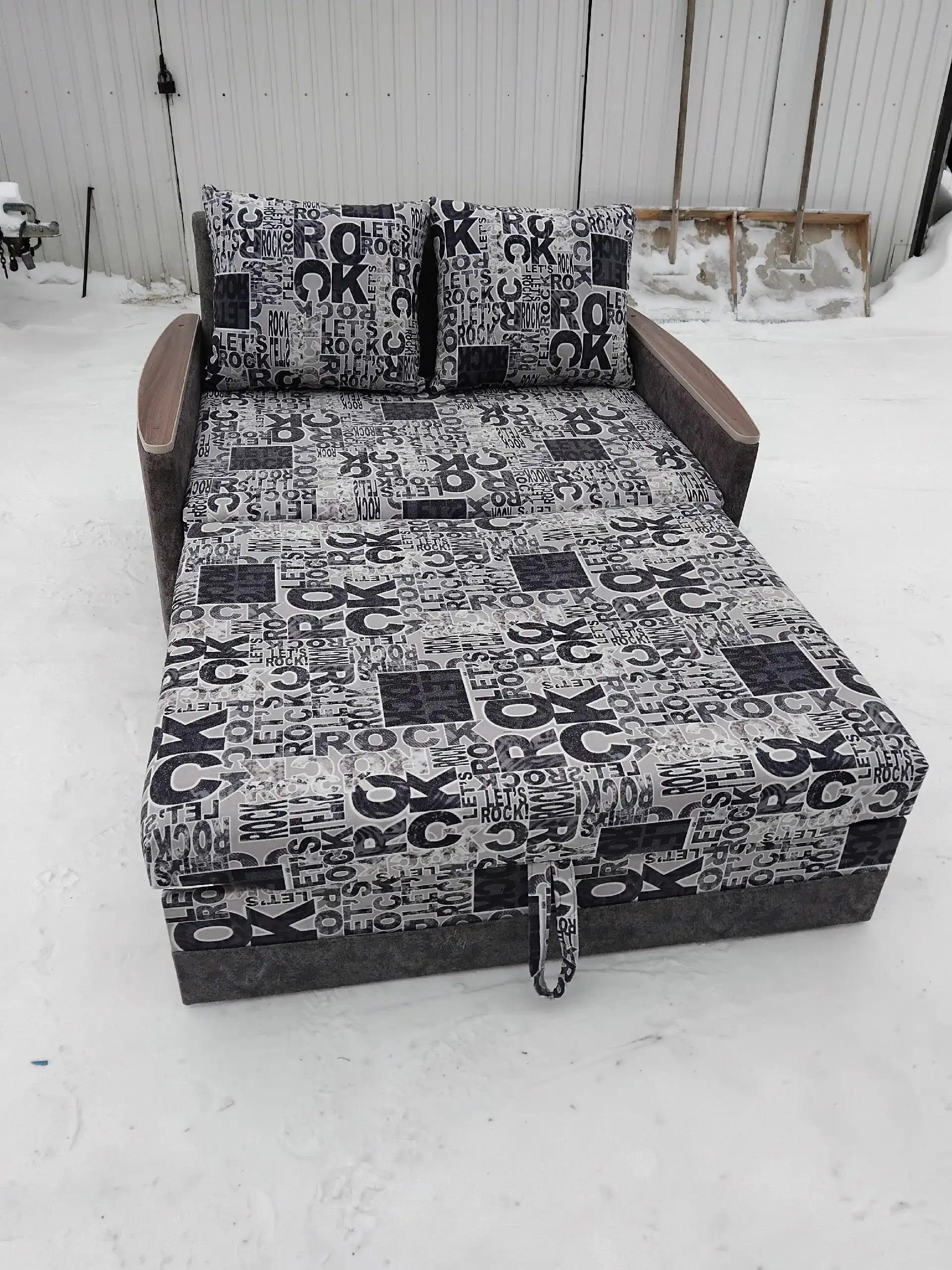 Продажа дивана в Зеленогорске