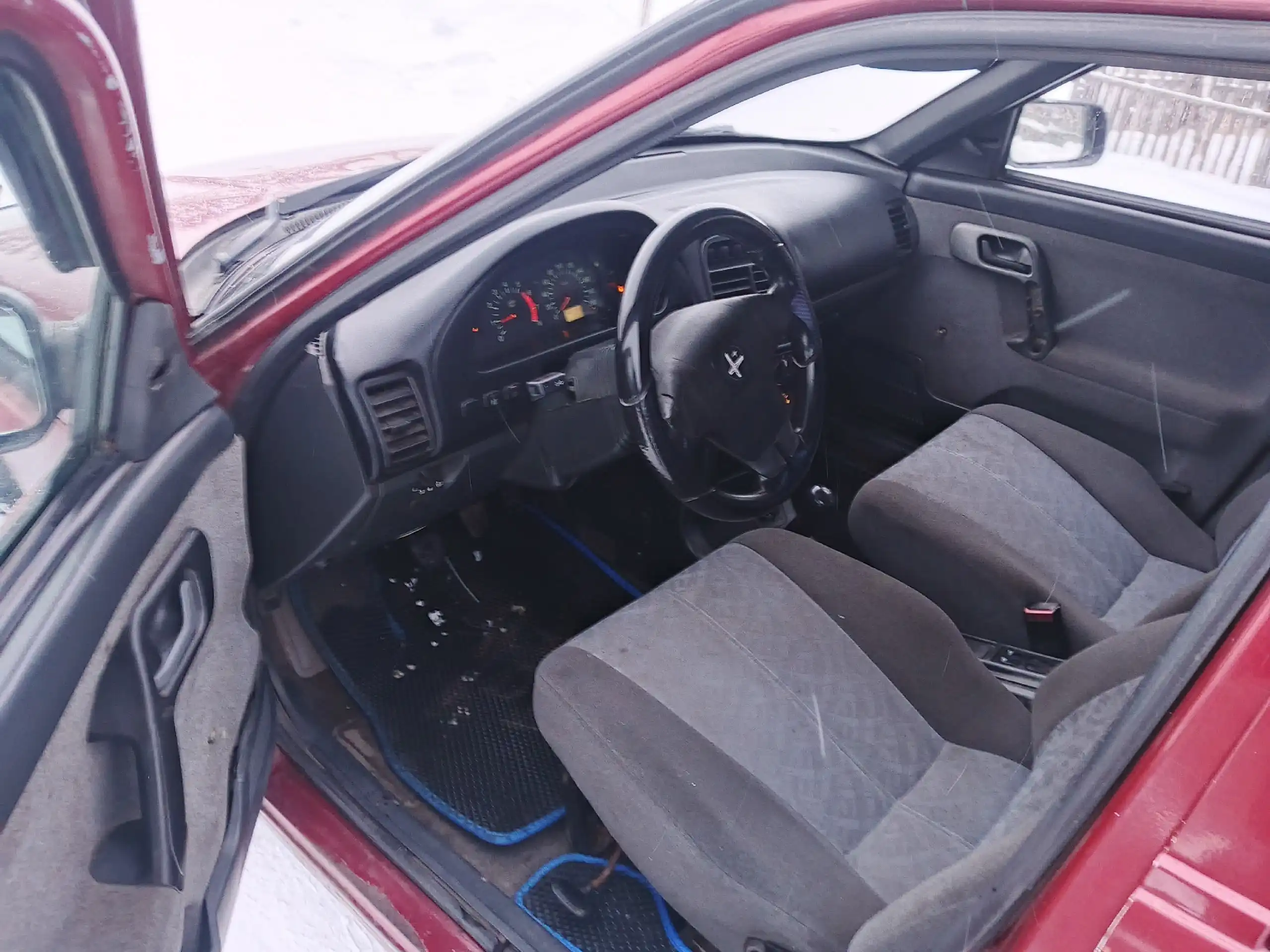 Продам автомобиль на ходу с инжектором - Авто в Неизвестно