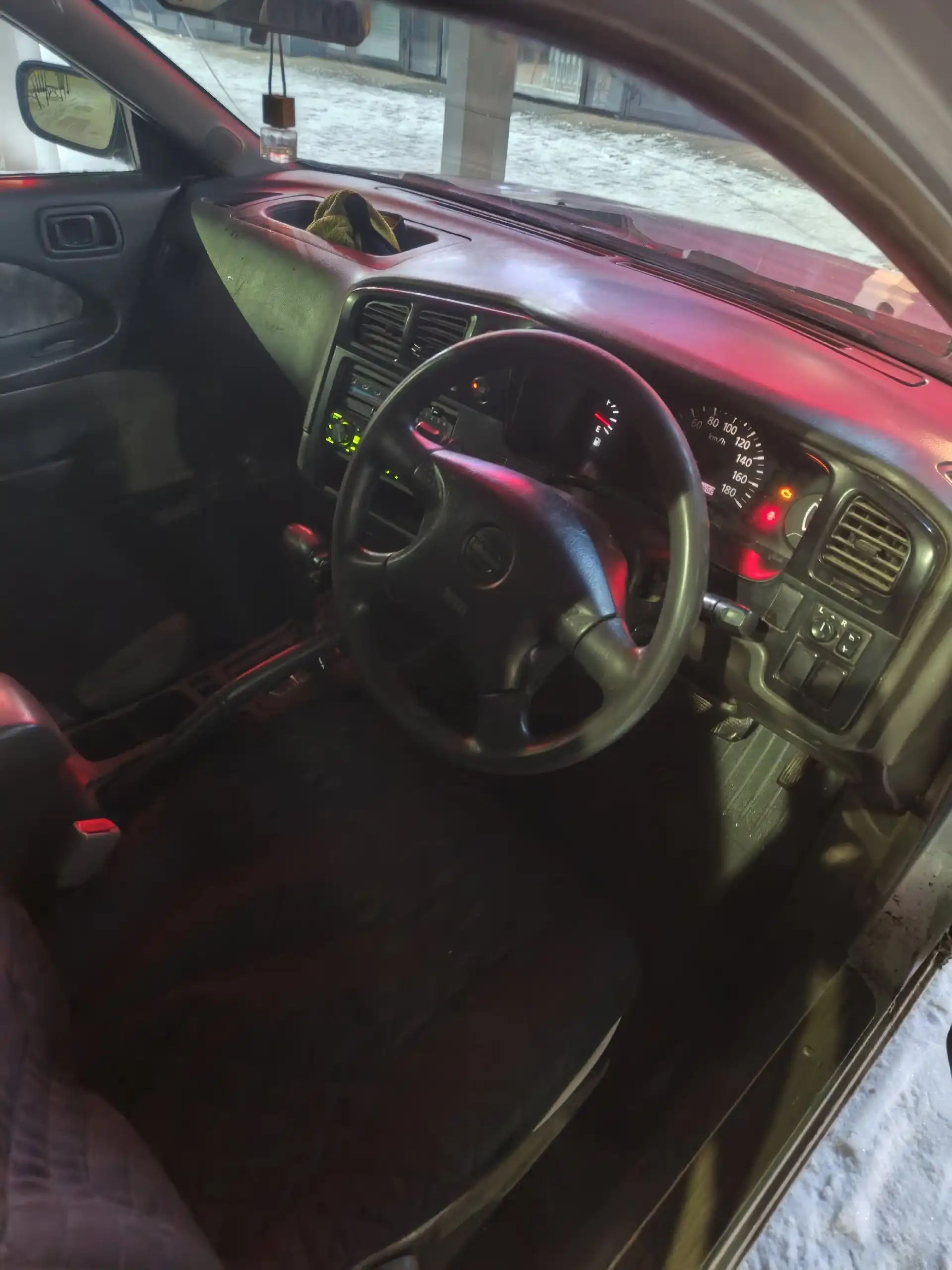 Продам Nissan Expert 2000 г. в хорошем состоянии