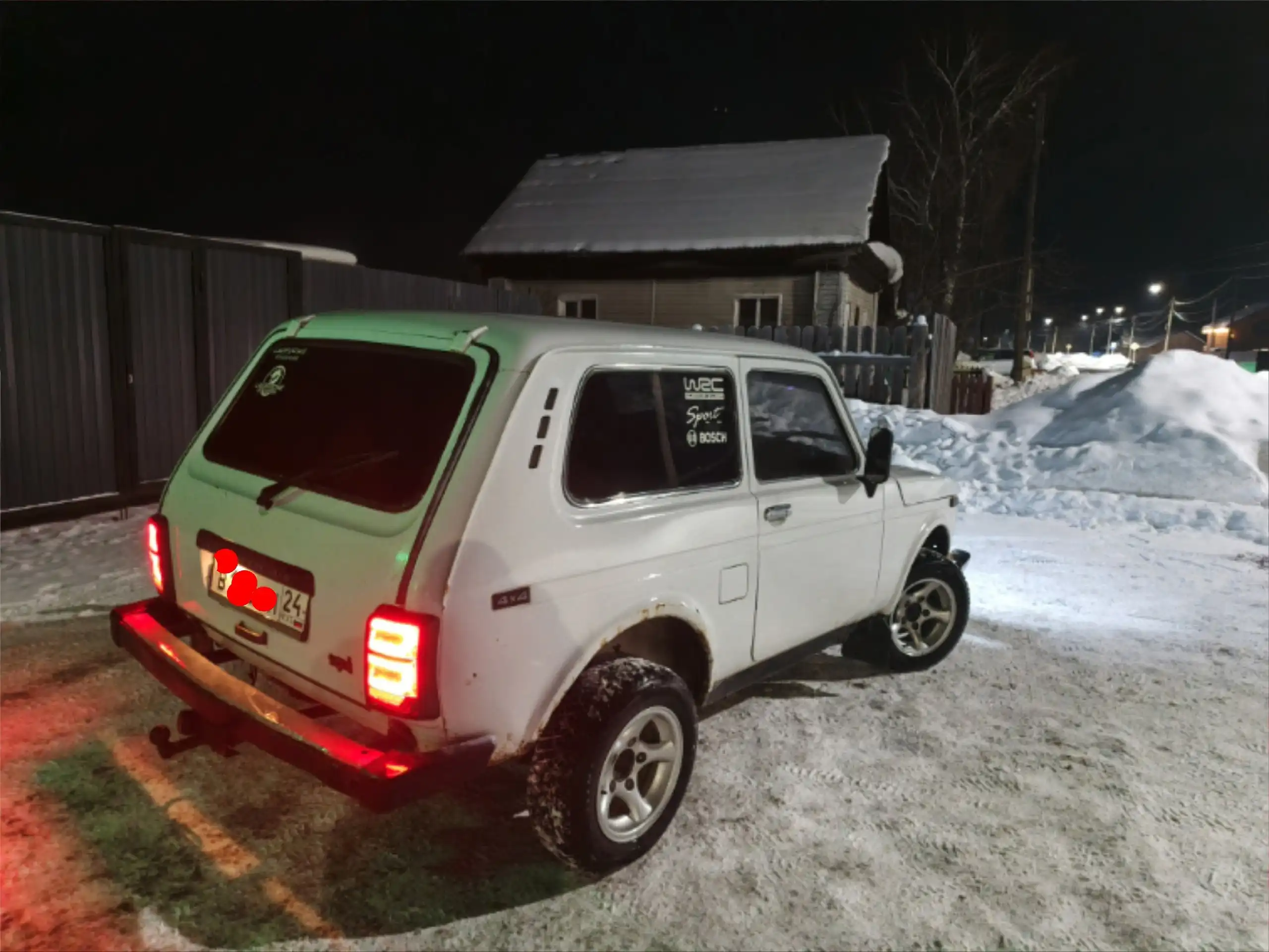 Продам хорошую ниву 2003 года