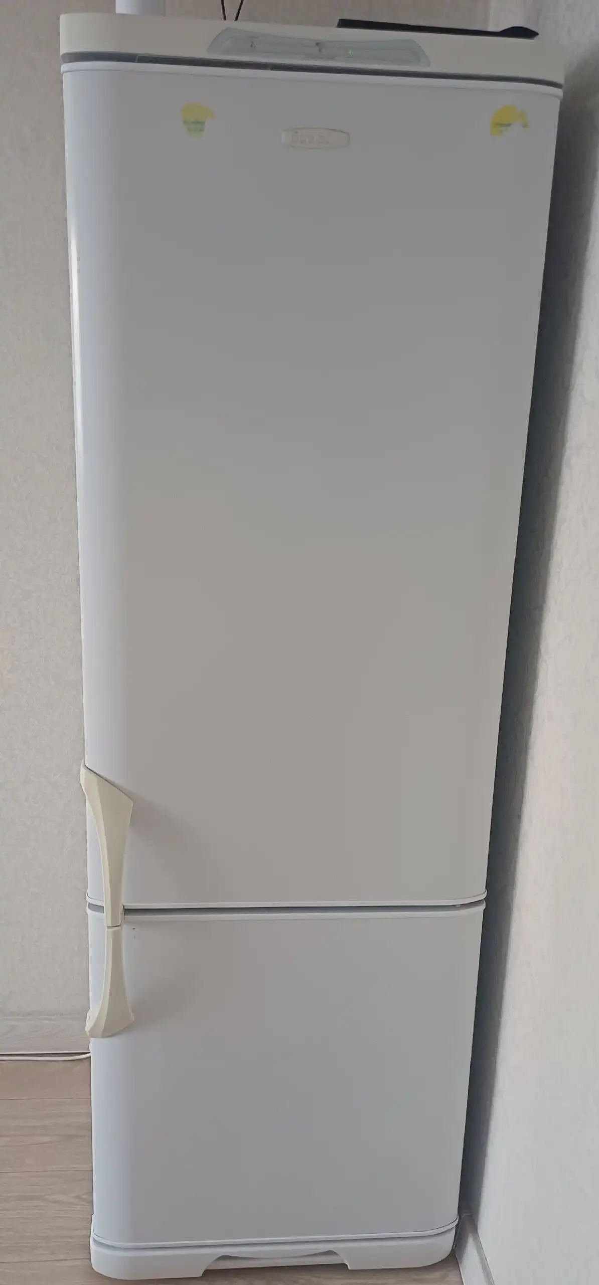 Продам холодильник Бирюса