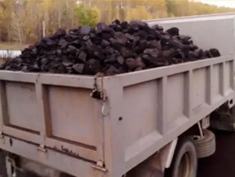 Уголь Бородино, вычищу снег трактором, грузоперевозки - Инструменты в Рыбинский район