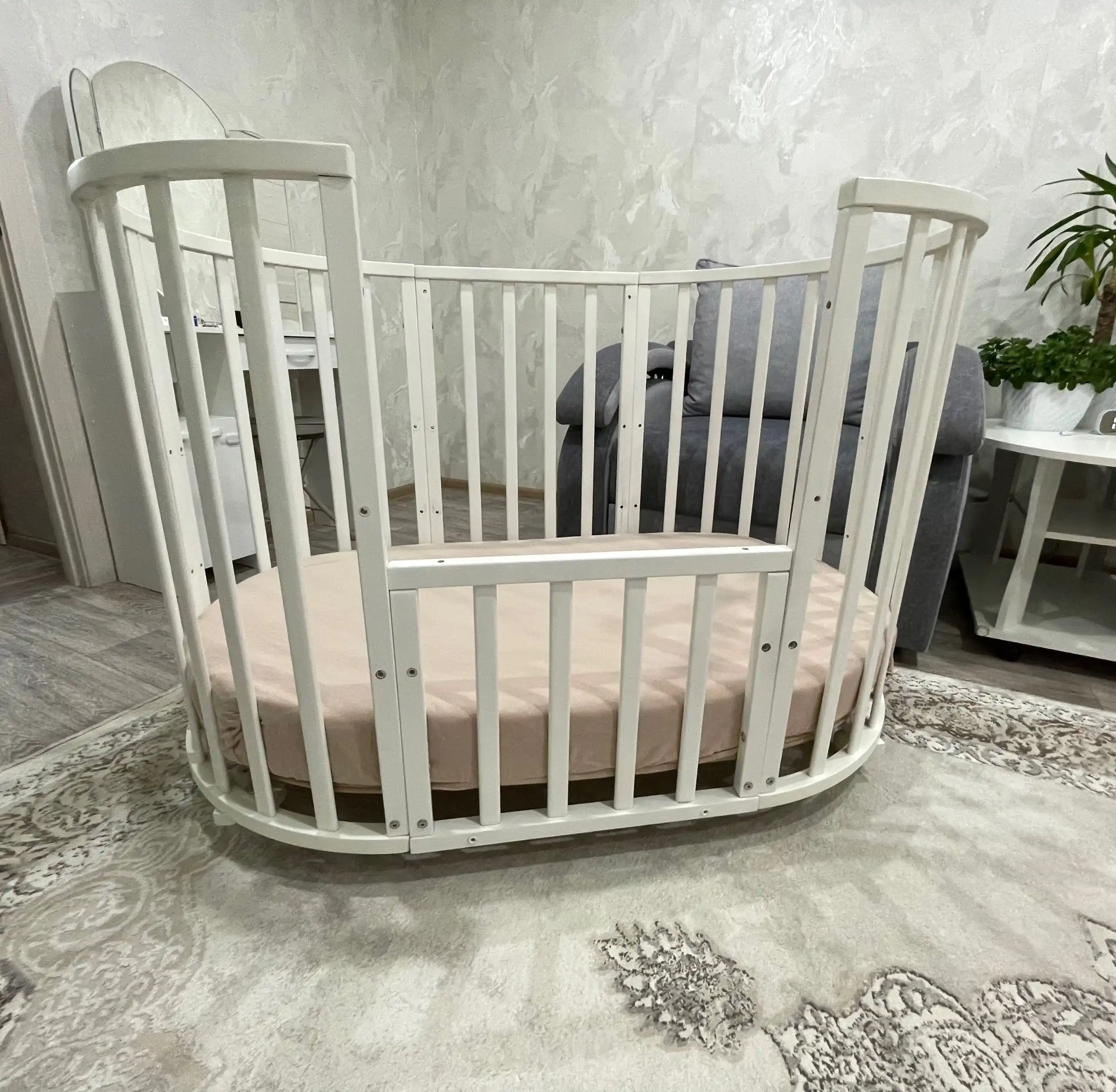 Детская кроватка из массива березы овальная - Детская мебель (Товары для детей) в Рыбинск