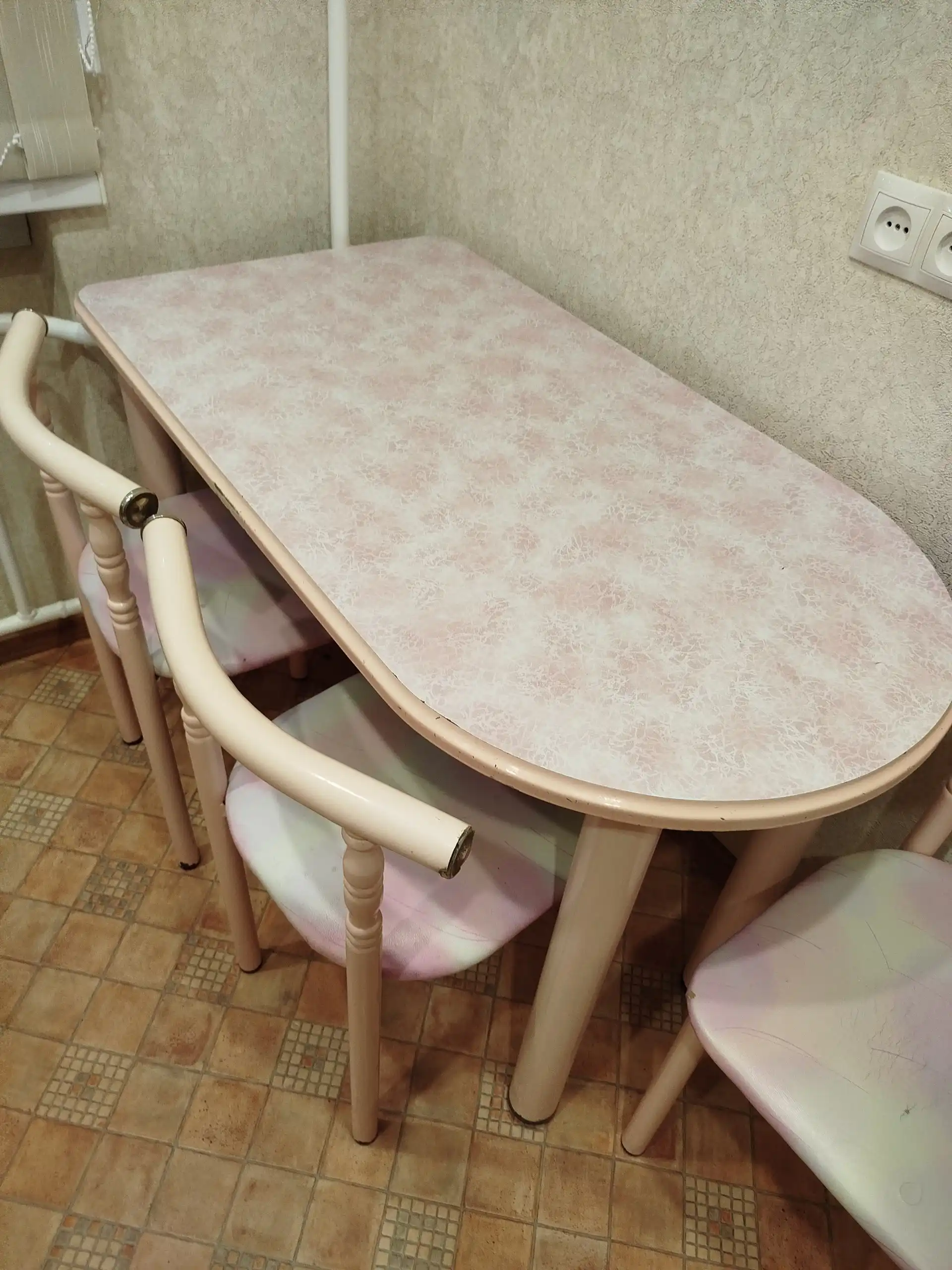 Продам обеденную группу стол+4 стула Б/У - Для дома и дачи в Зеленогорск