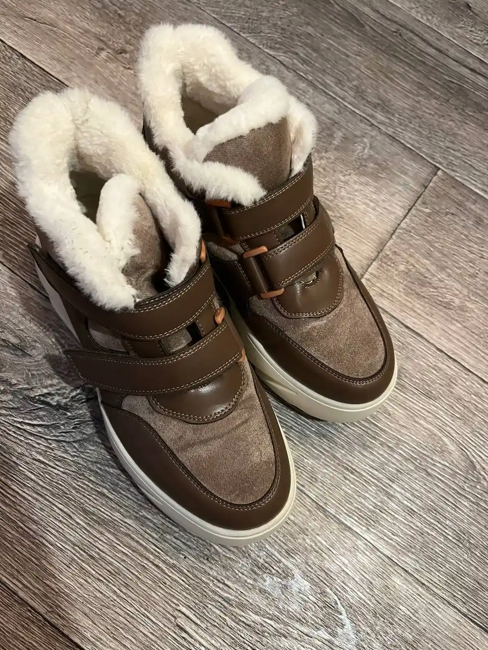 Продам зимние женские ботинки - Украшения в ВОРОНЕЖ