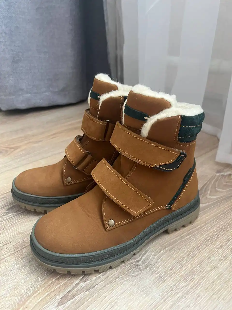 Зимние ботинки для девочки Лель
