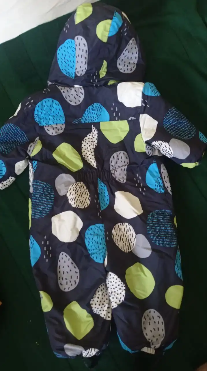 Демисезонный комбинезон с дефектом