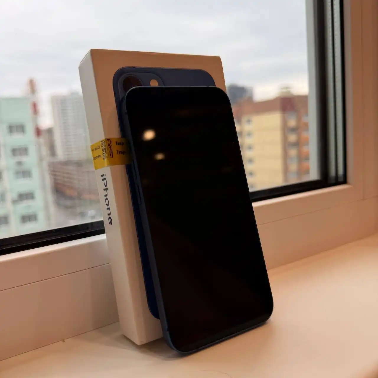 Продам iPhone 13 128 GB