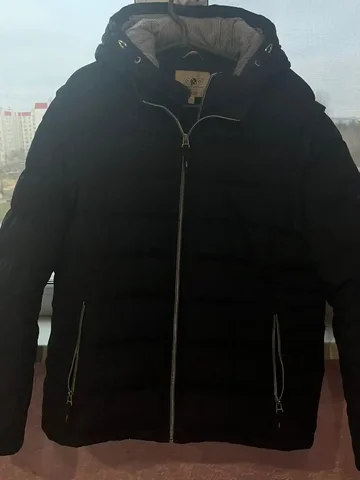 Мужская зимняя куртка 2в1 с отстегивающимися рукавами и капюшоном - Украшения в ВОРОНЕЖ