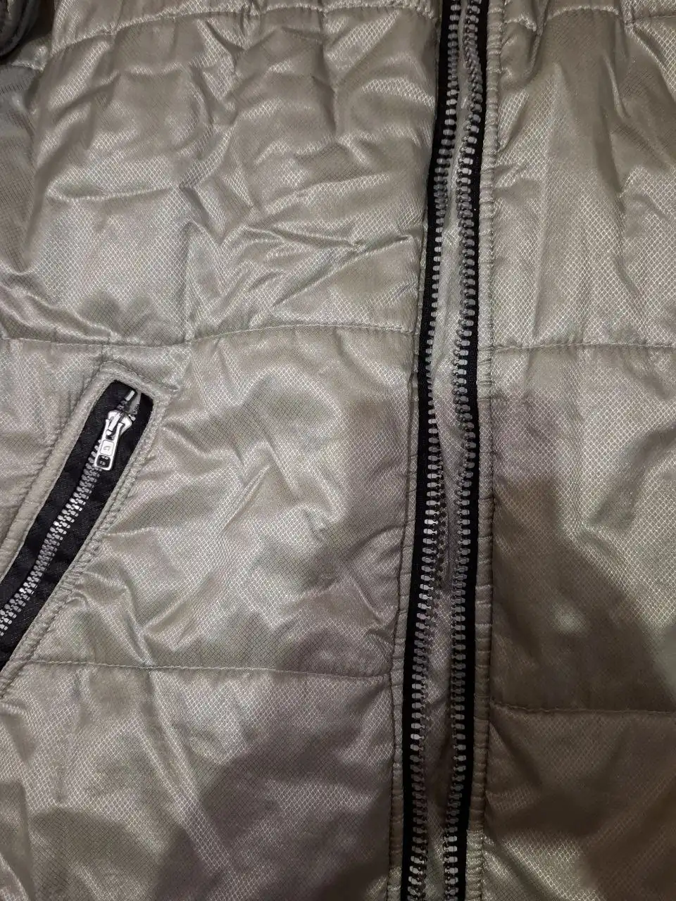 Теплая новая куртка