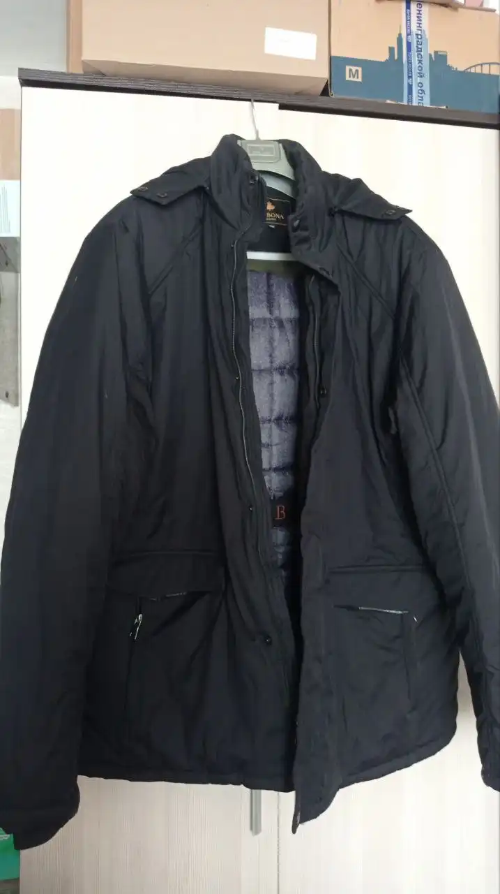 Продам зимняя мужская куртка