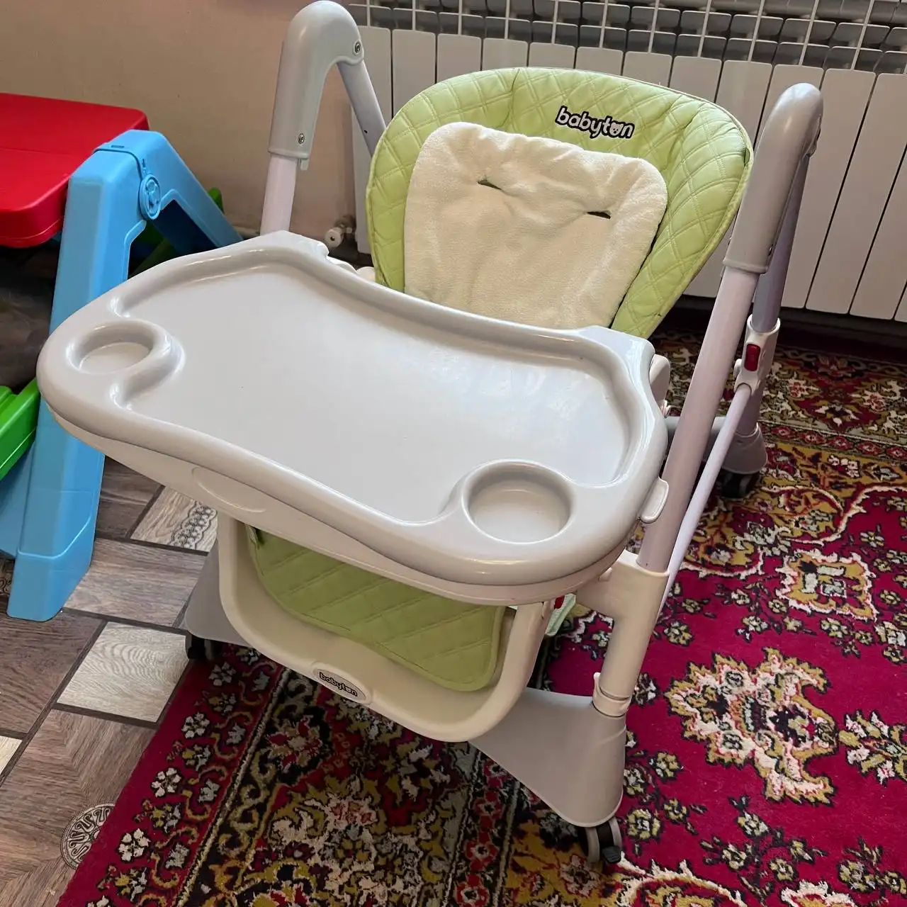 Стульчик для кормления