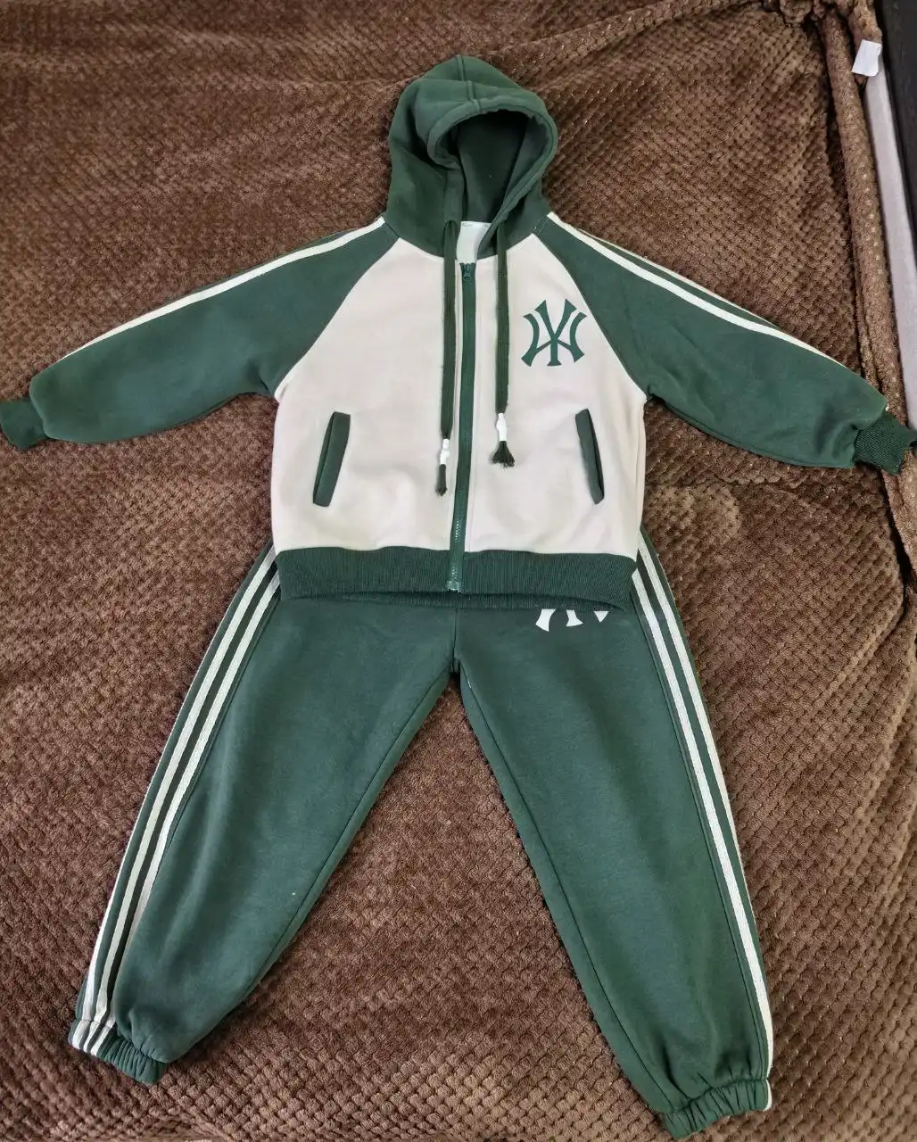 Спортивный костюм для девочки 7-8 лет - Детская одежда (Одежда) в ВОРОНЕЖ