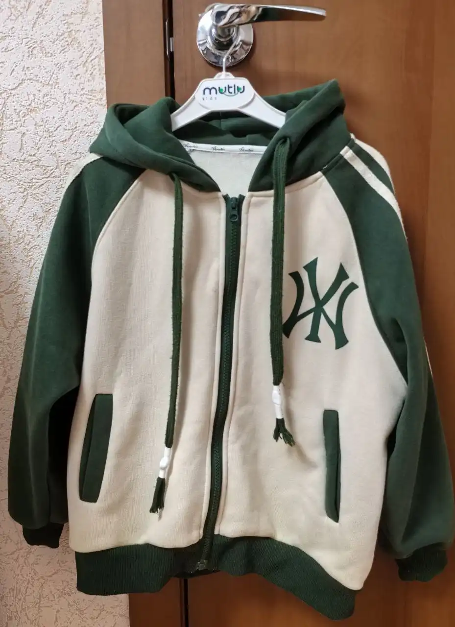 Спортивный костюм для девочки 7-8 лет - Детская одежда (Одежда) в ВОРОНЕЖ