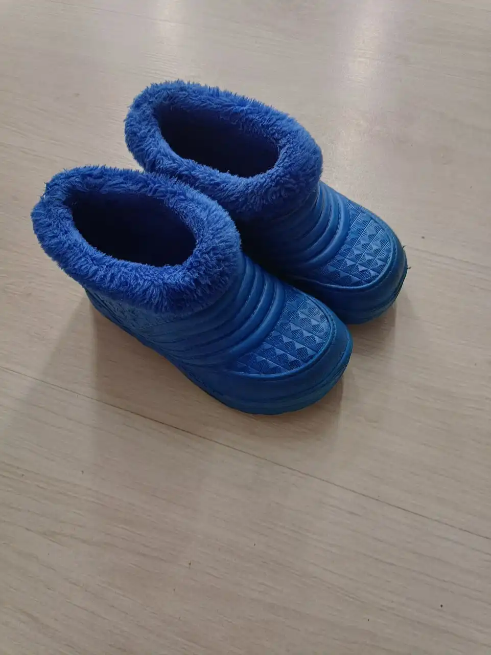 Отдам за шоколадку милку, размер 32 - Одежда (Барахолка) в ВОРОНЕЖ