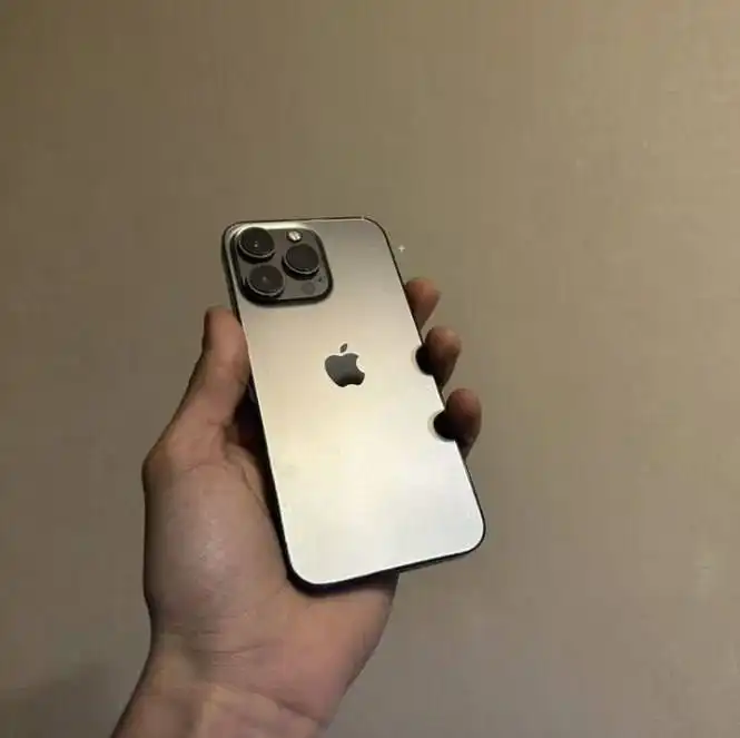 Продажа iPhone и AirPods - Смартфоны и аксессуары (Электроника) в Воронеж