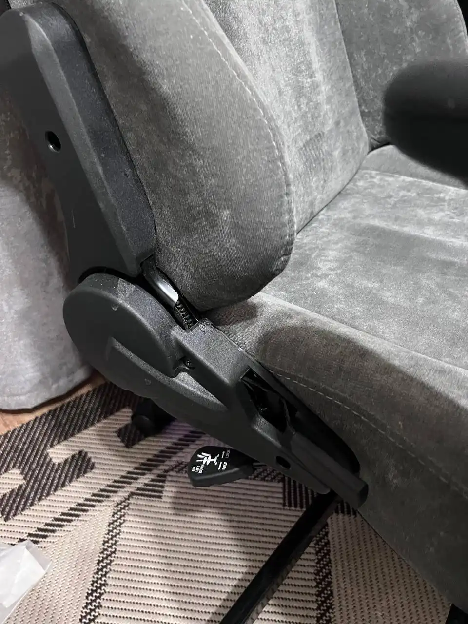 Игровое кресло DEXP Punisher DTG-014 серого цвета - Кресла (Барахолка) в ВОРОНЕЖ