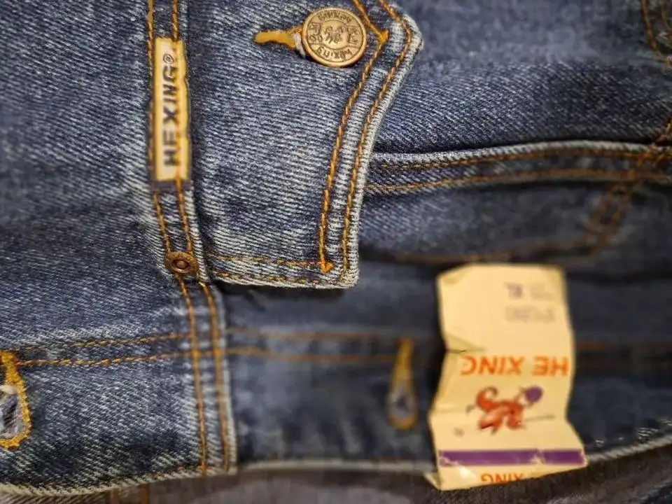 Куртка джинсовая и джинсы Armani - Верхняя одежда, Брюки (Одежда) в ВОРОНЕЖ