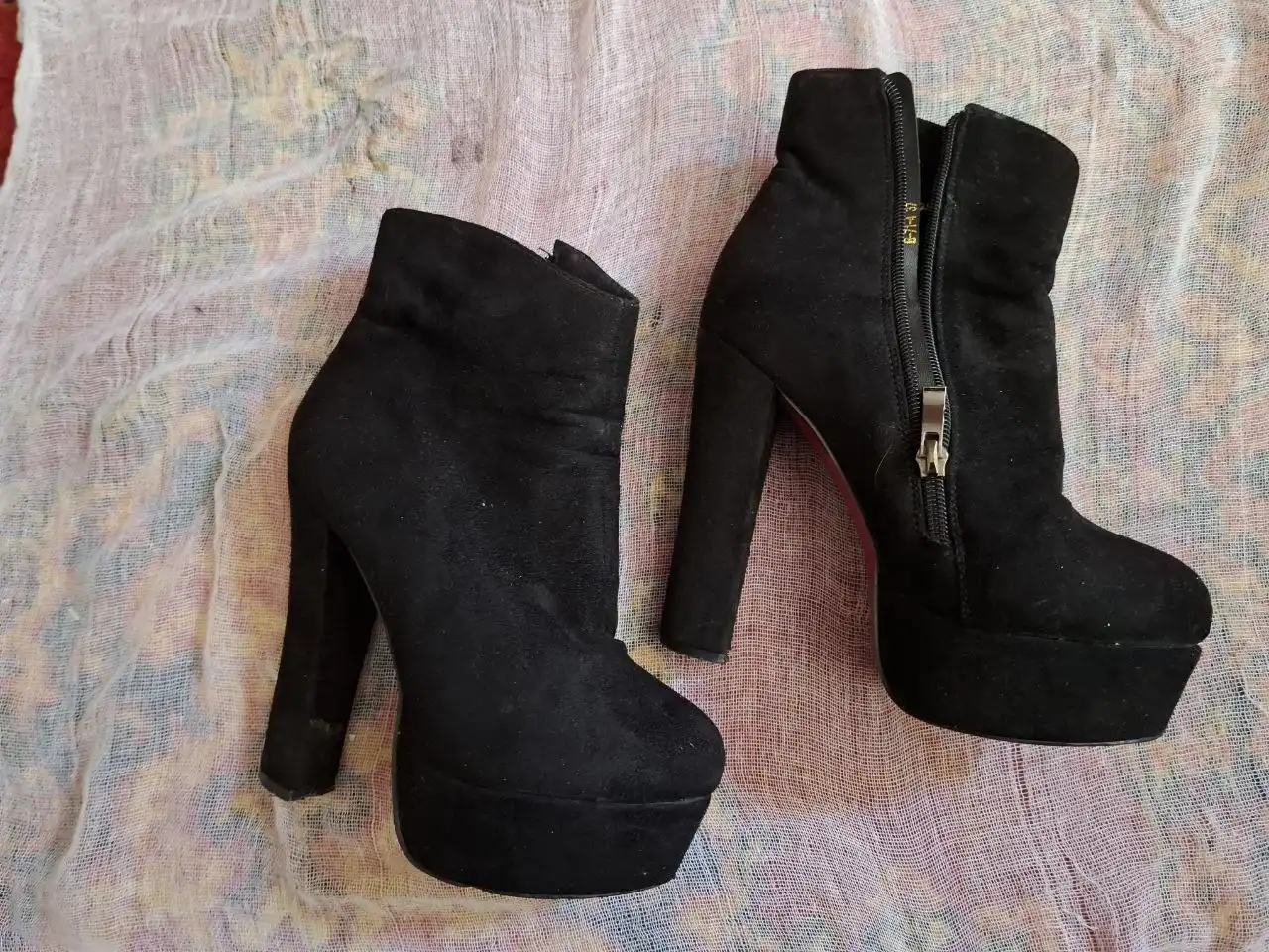 Продажа обуви: сапоги, ботиночки, туфли - Обувь (Одежда) в ВОРОНЕЖ