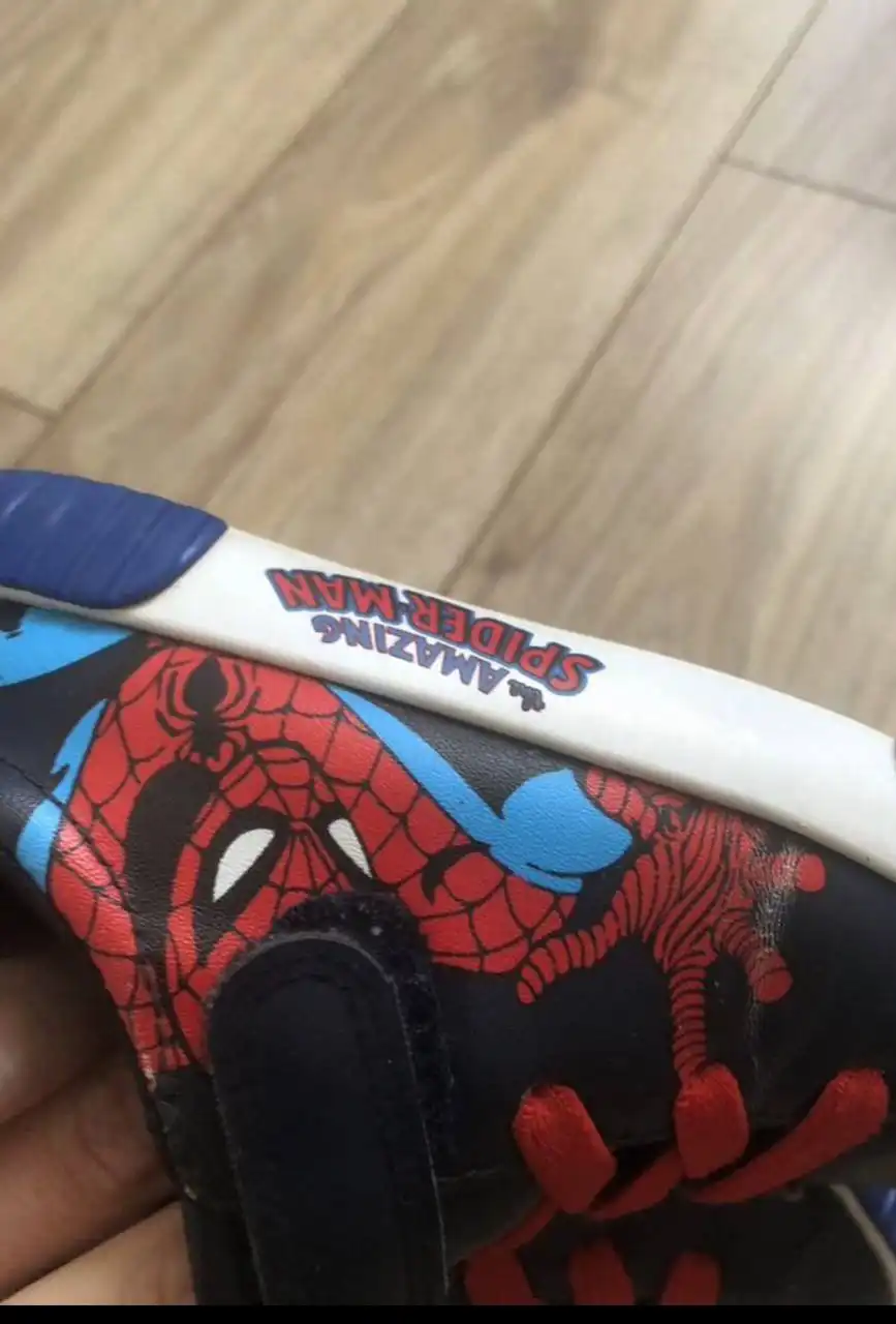 Кеды коллекции Marvel в хорошем состоянии - Барахолка в ВОРОНЕЖ