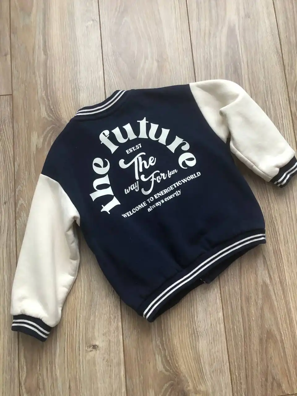 Бомбер в отличном состоянии - Верхняя одежда (Одежда) в ВОРОНЕЖ