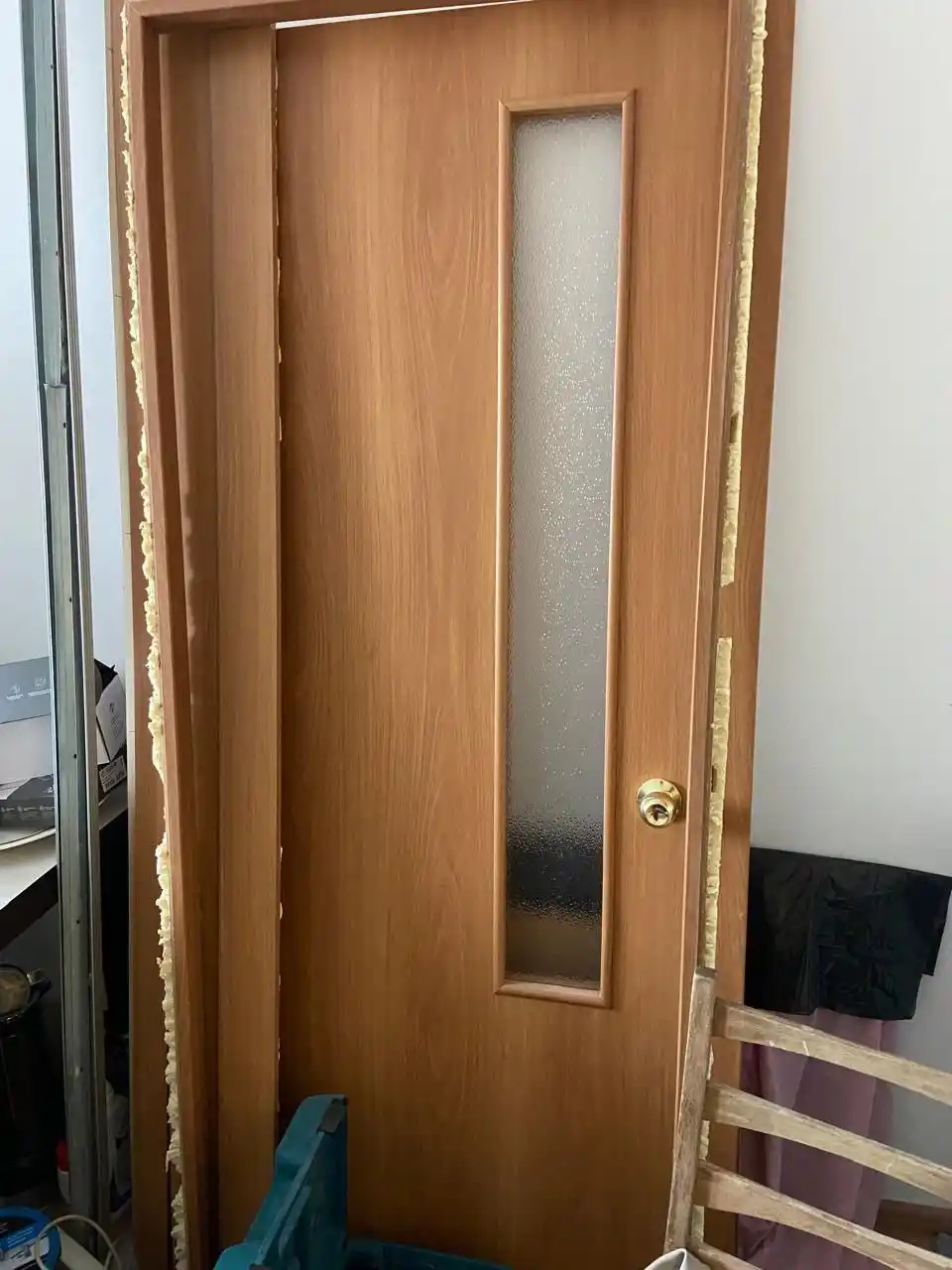 Межкомнатная дверь с полным комплектом