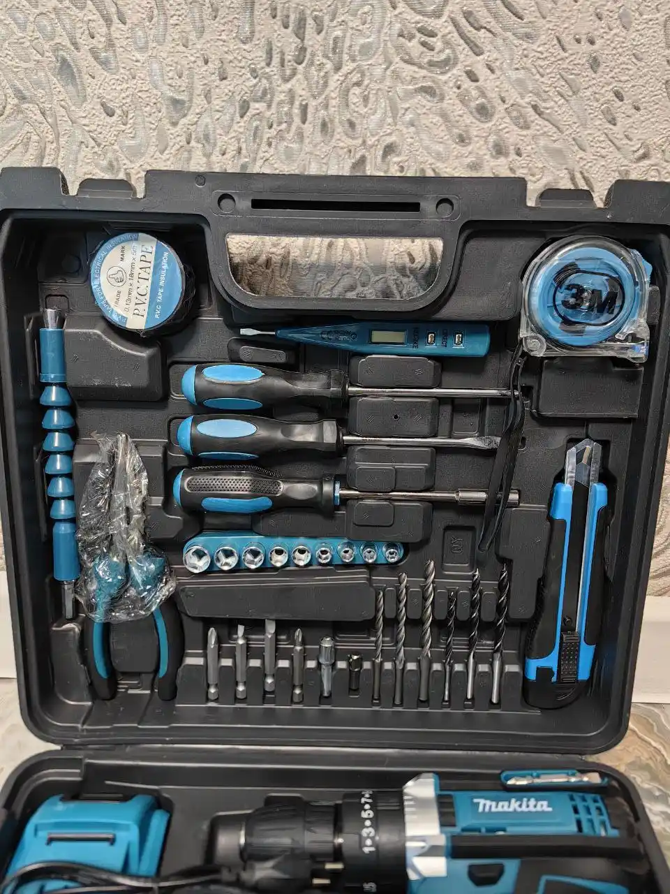 Шуруповерт Makita 2 АКБ 24v + Набор Инструментов