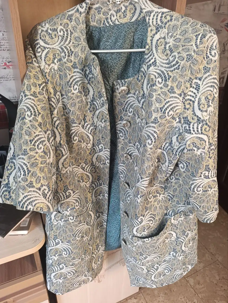 Пиджак с коротким рукавом размер 48-50