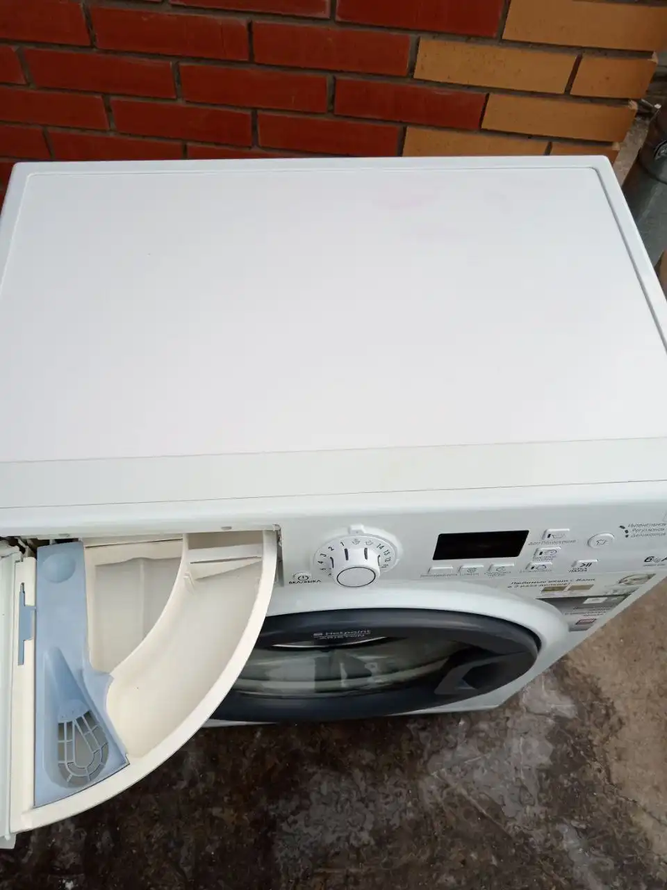 Стиральная машина Ariston 6кг