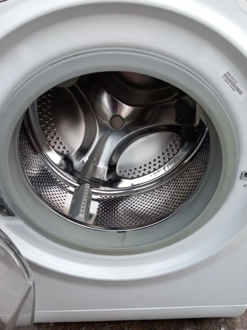 Стиральная машина Ariston 6кг