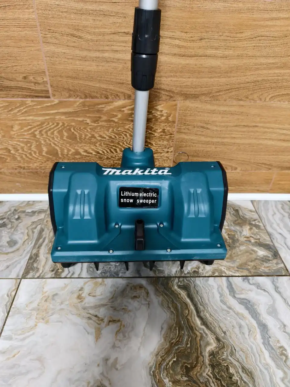 Снегоуборщик АКБ лопата Makita с гарантией