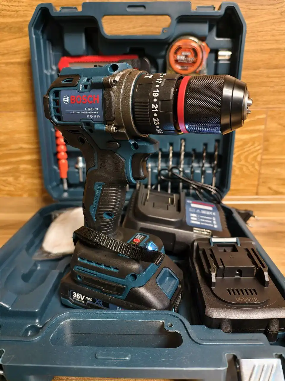 Мощный Шуруповёрт Bosch Бесщеточный Ударный с металлическим патроном 13 мм