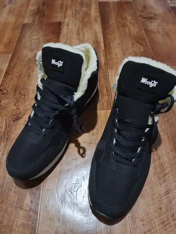 Продам зимние ботинки длина стельки 32см 48р - Одежда в Красноярск