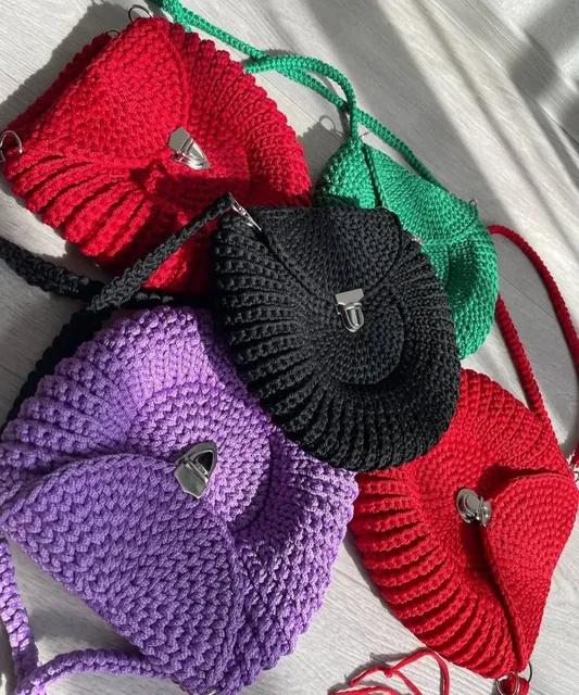 Вязаные сумочки на заказ из прочной полиэфирной пряжи - частное объявление в Красноярск