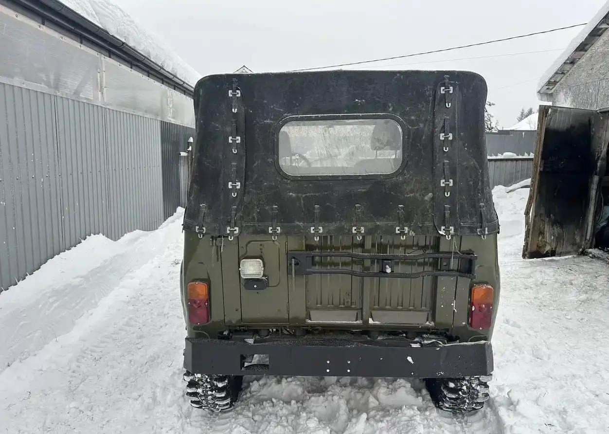 Уаз 31512 в отличном состоянии с военными мостами - Авто в Красноярск