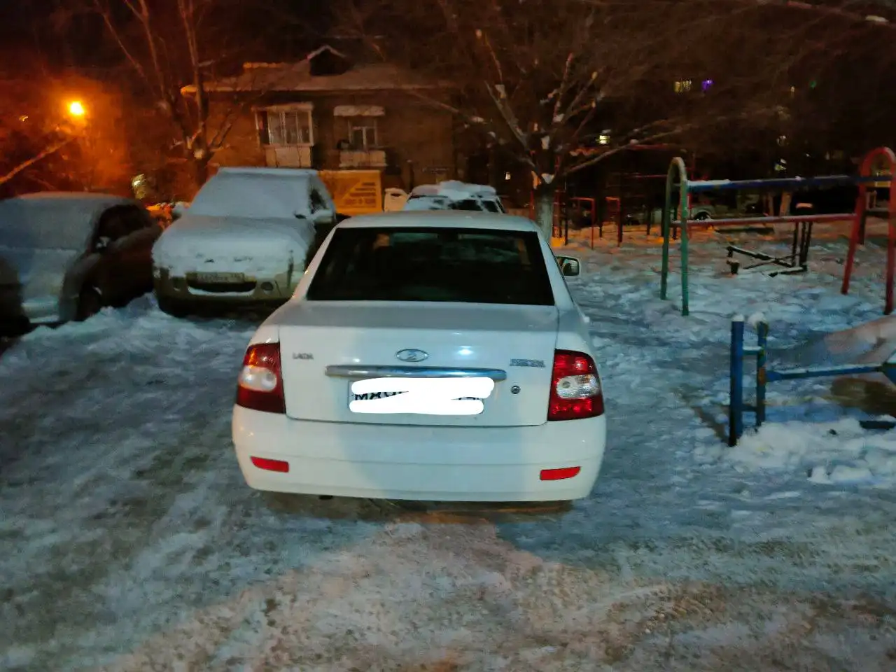 Продам Lada Priora 2012 года Люкс с кондиционером - Легковые автомобили (Авто) в Магнитогорск