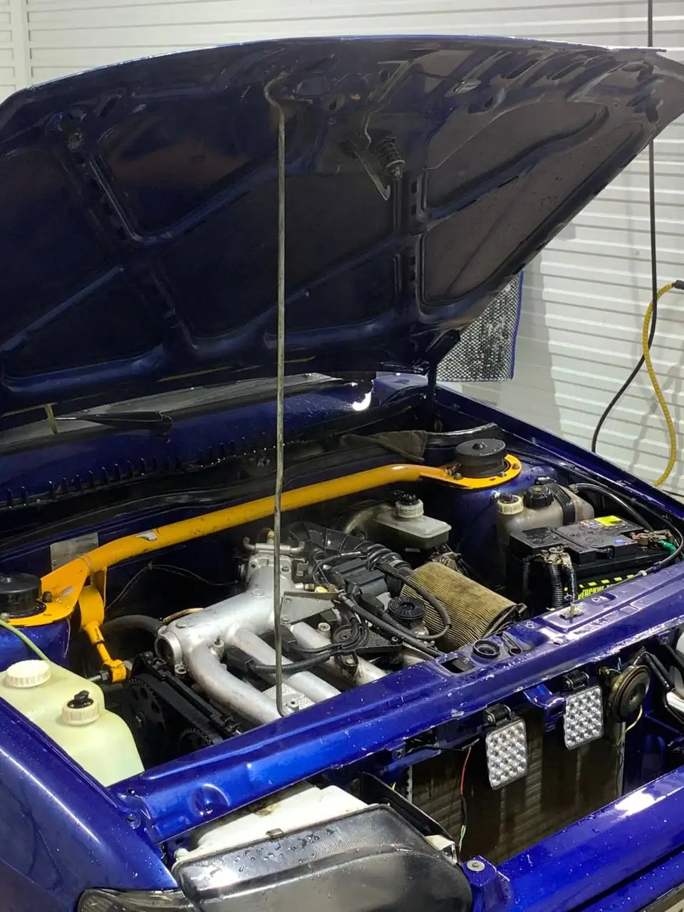 Обмен 16-дюймовых дисков на 8-клапанный двигатель - Запчасти (Авто) в Магнитогорск