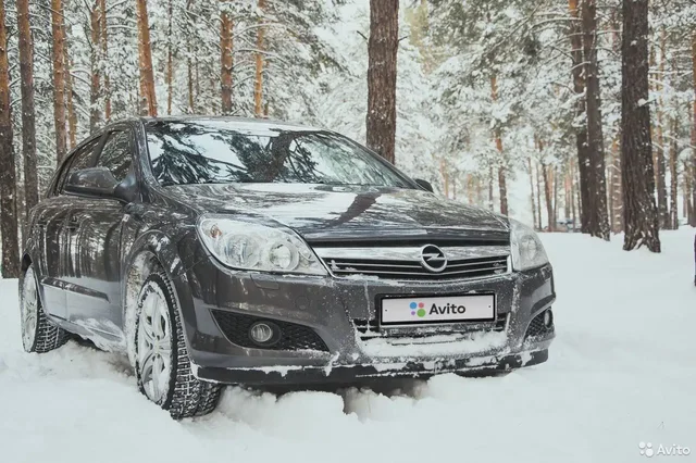 Продам Opel Astra H (рейстайлинг) 2010 года - Грузовики и автобусы в Магнитогорск