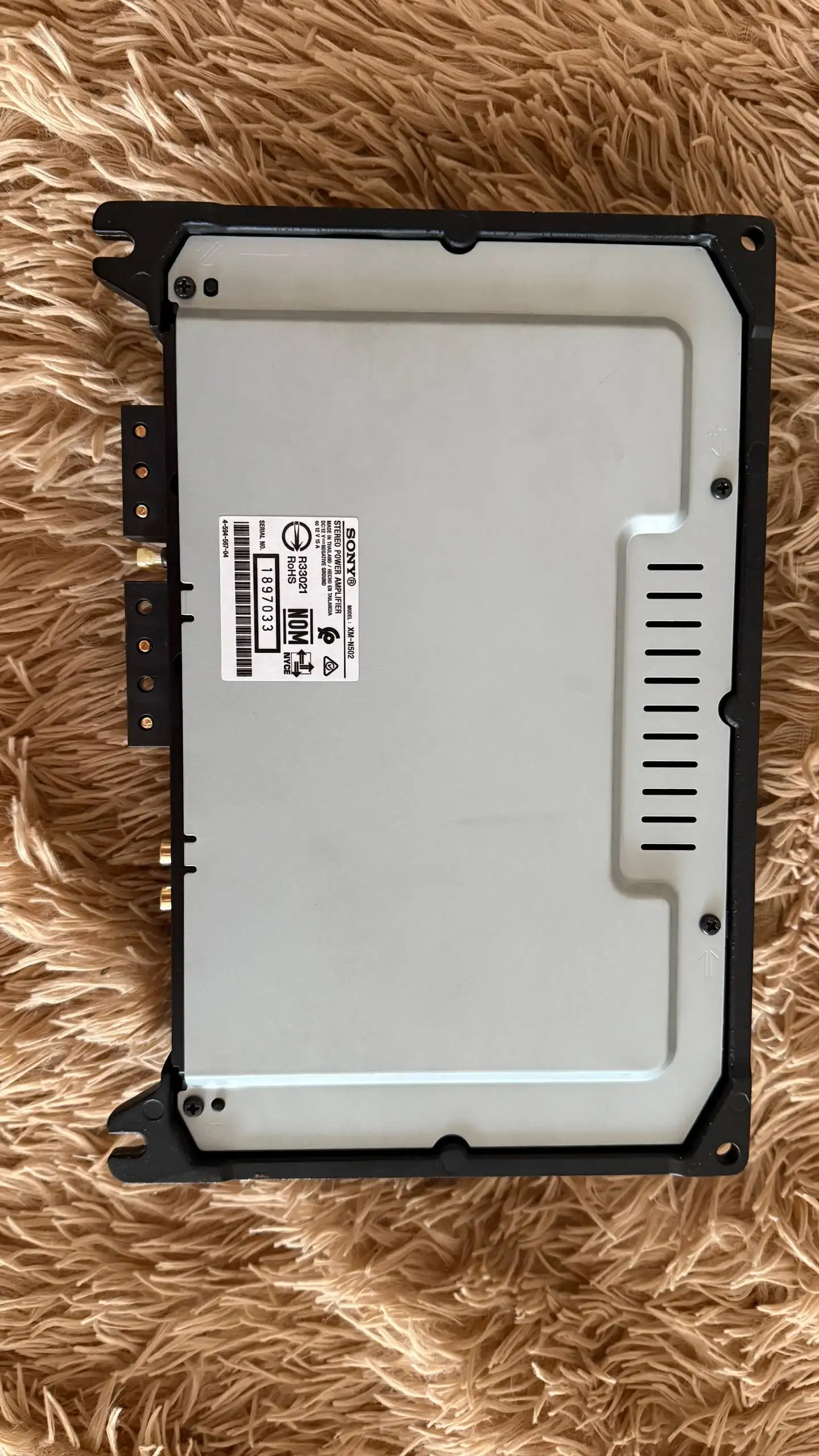 Усилитель состояние нового - Электроника в Магнитогорск