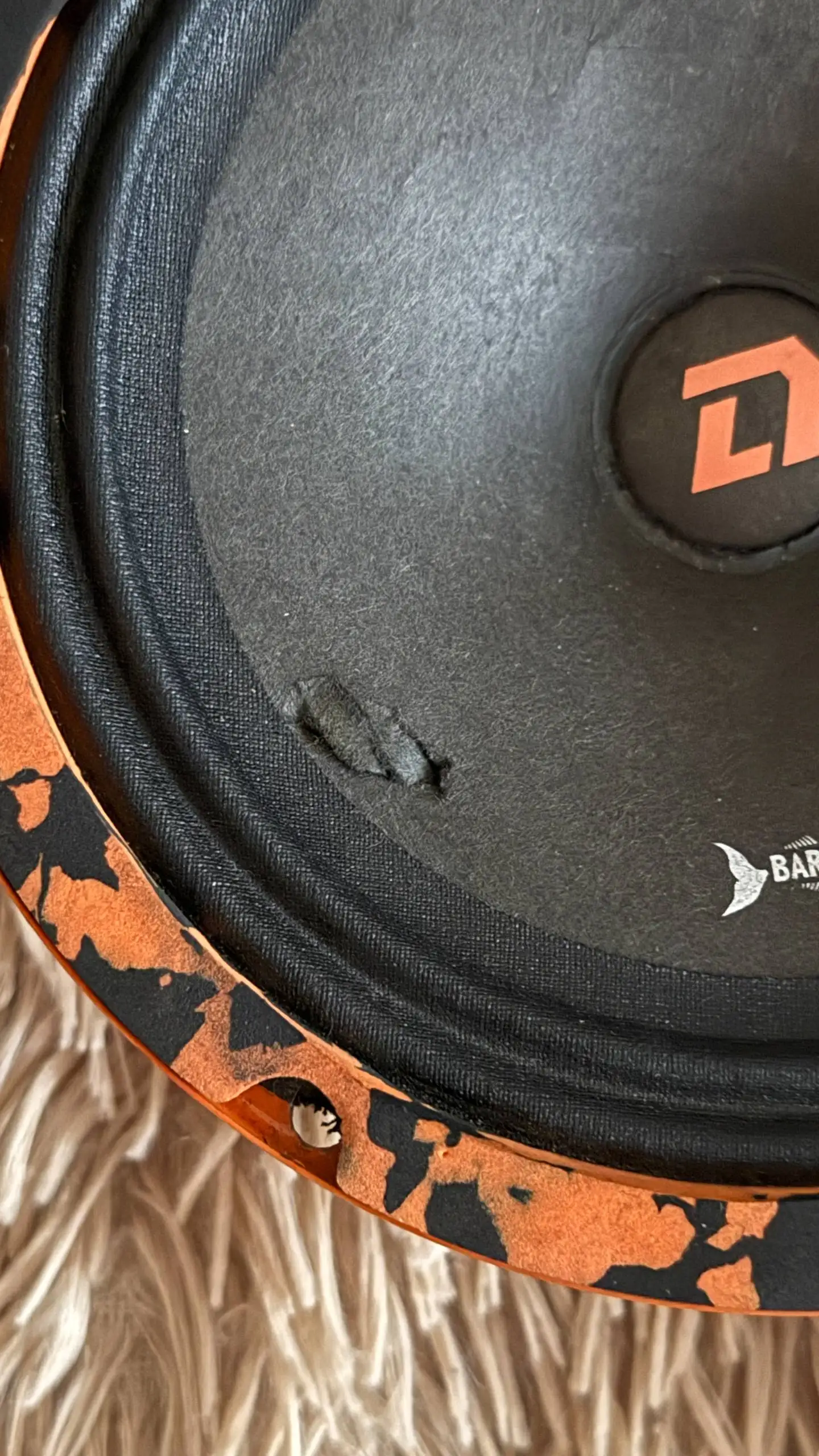 Игровая приставка PS4 с дыркой в корпусе - Игровые приставки (Электроника) в Магнитогорск