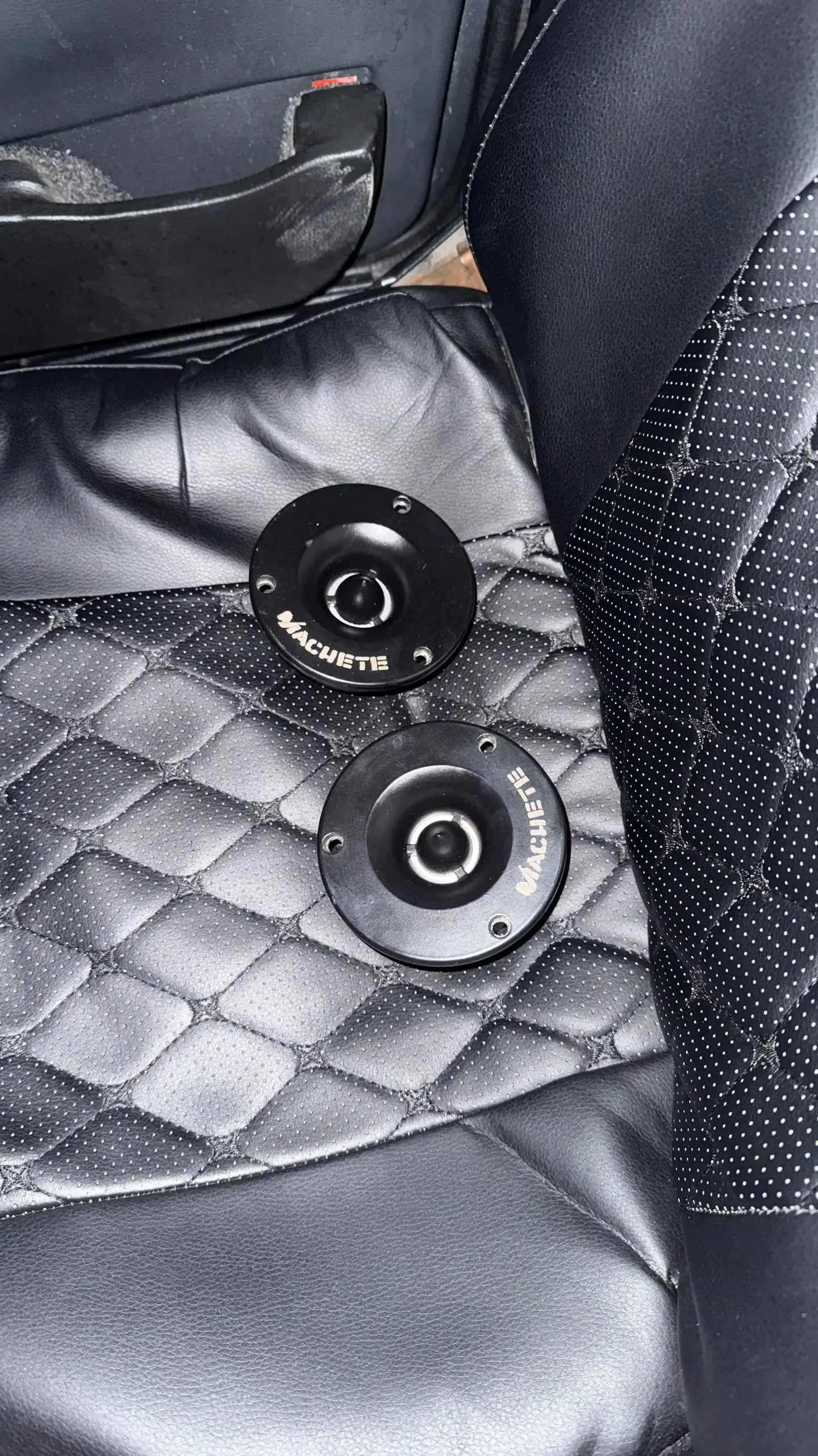 Приставка PlayStation 4 - Игровые приставки (Электроника) в Магнитогорск