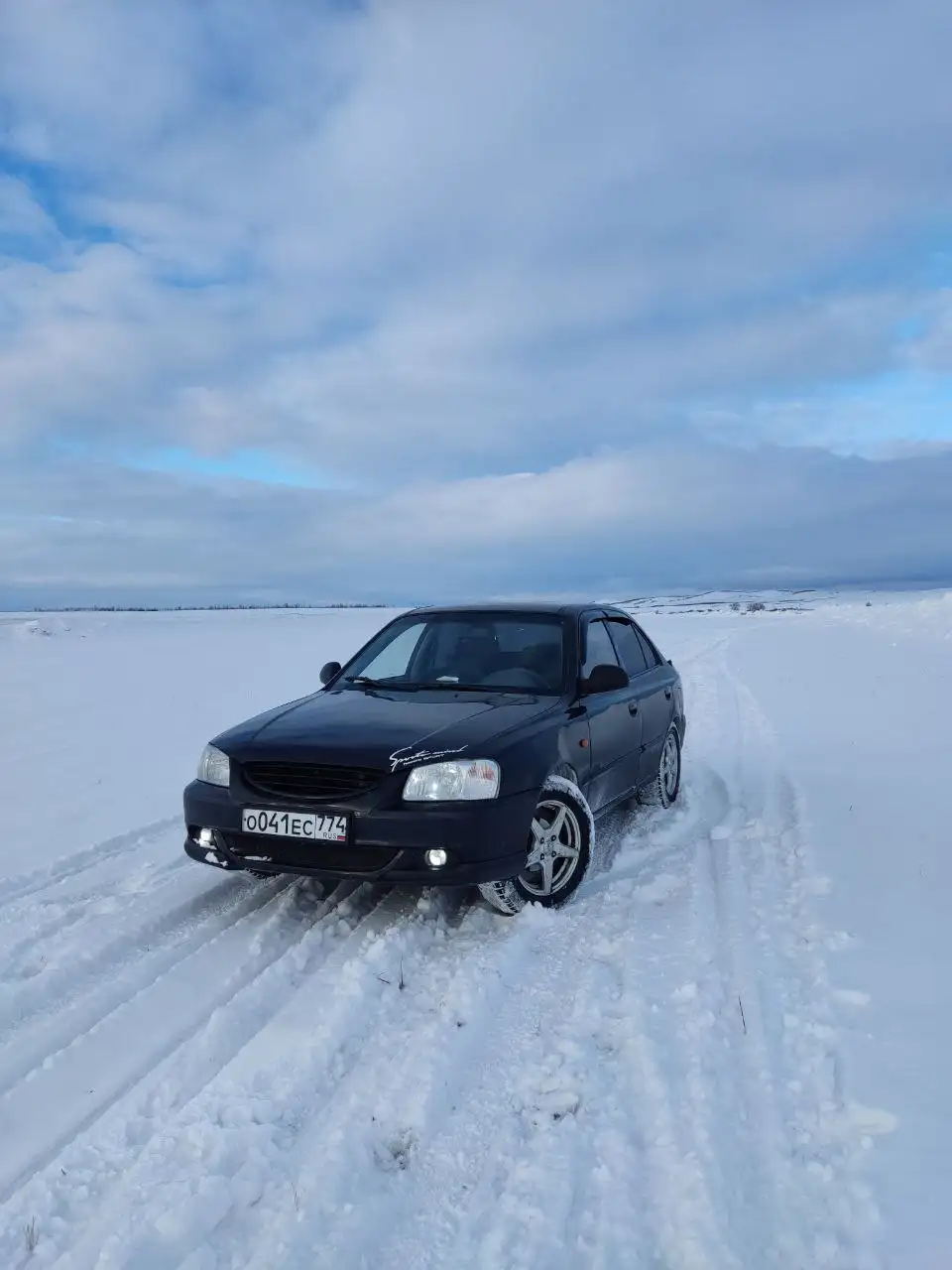 Продам Hyundai Accent 6 года выпуска с полной комплектацией - Легковые автомобили (Авто) в Магнитогорск