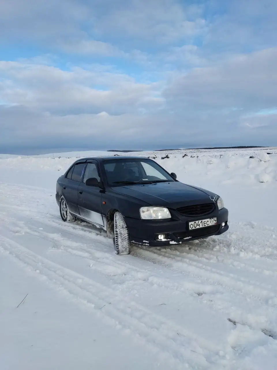 Продам Hyundai Accent 6 года выпуска с полной комплектацией - Легковые автомобили (Авто) в Магнитогорск